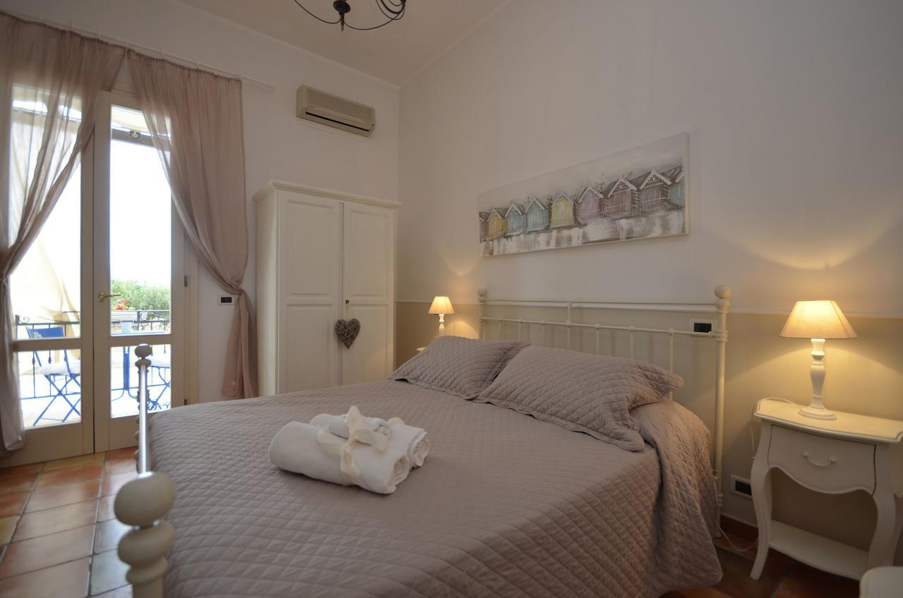 Catarin Comfort Rooms Castelluzzo Exterior photo